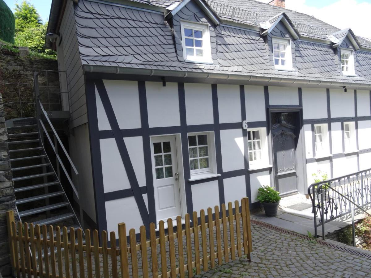 Stachelburg Apartment Моншау Екстериор снимка